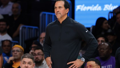 斯波：加德纳为自己争取到了机会 他提供了价值能量很有感染力